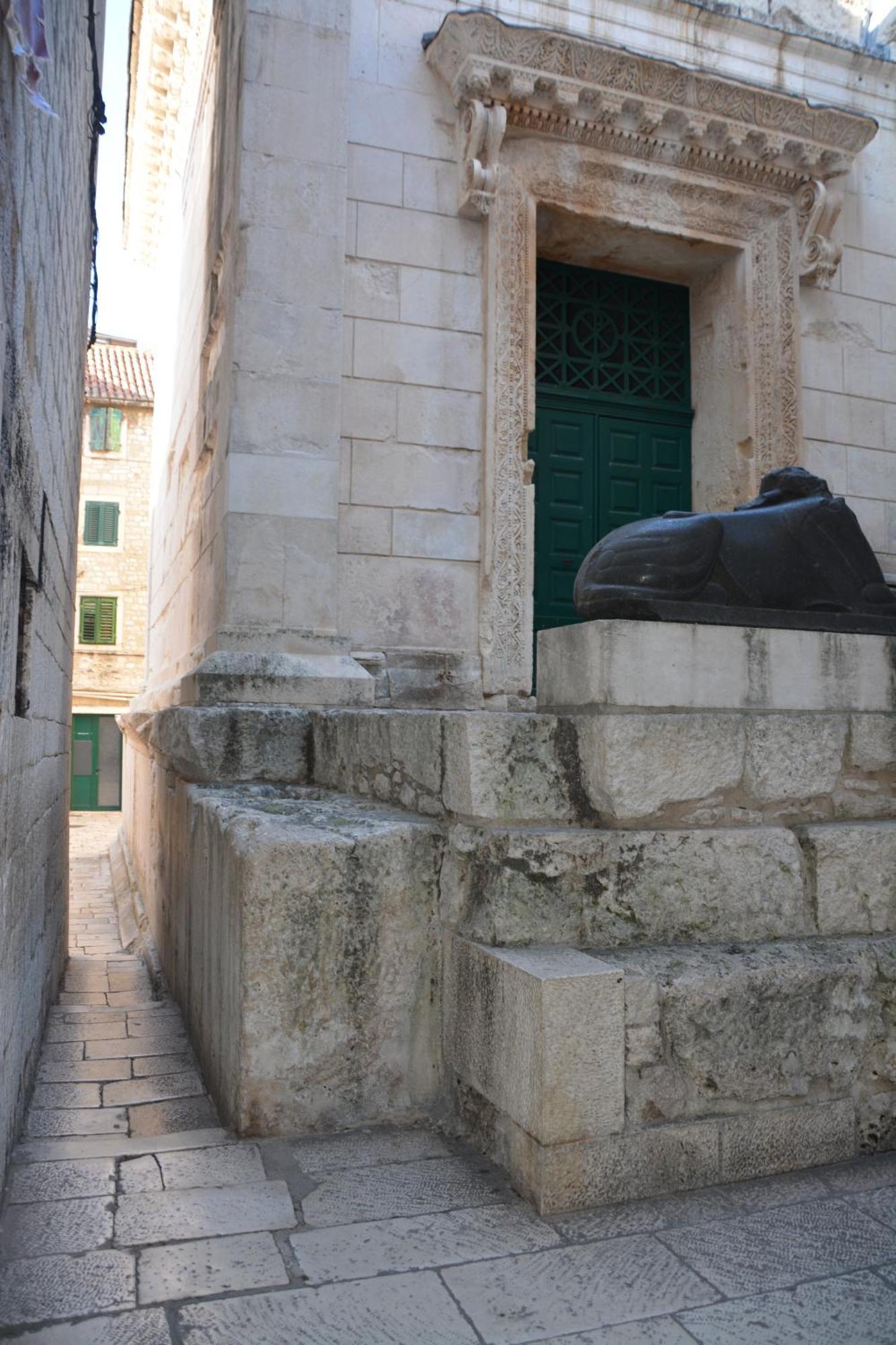 Largo Apartment In The Heart Of Diocletian Palace سبليت المظهر الخارجي الصورة