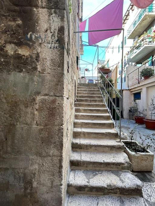 Largo Apartment In The Heart Of Diocletian Palace سبليت المظهر الخارجي الصورة