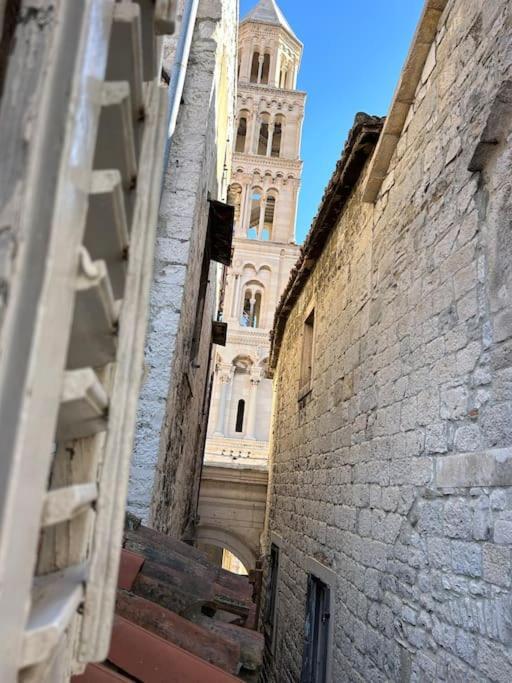 Largo Apartment In The Heart Of Diocletian Palace سبليت المظهر الخارجي الصورة