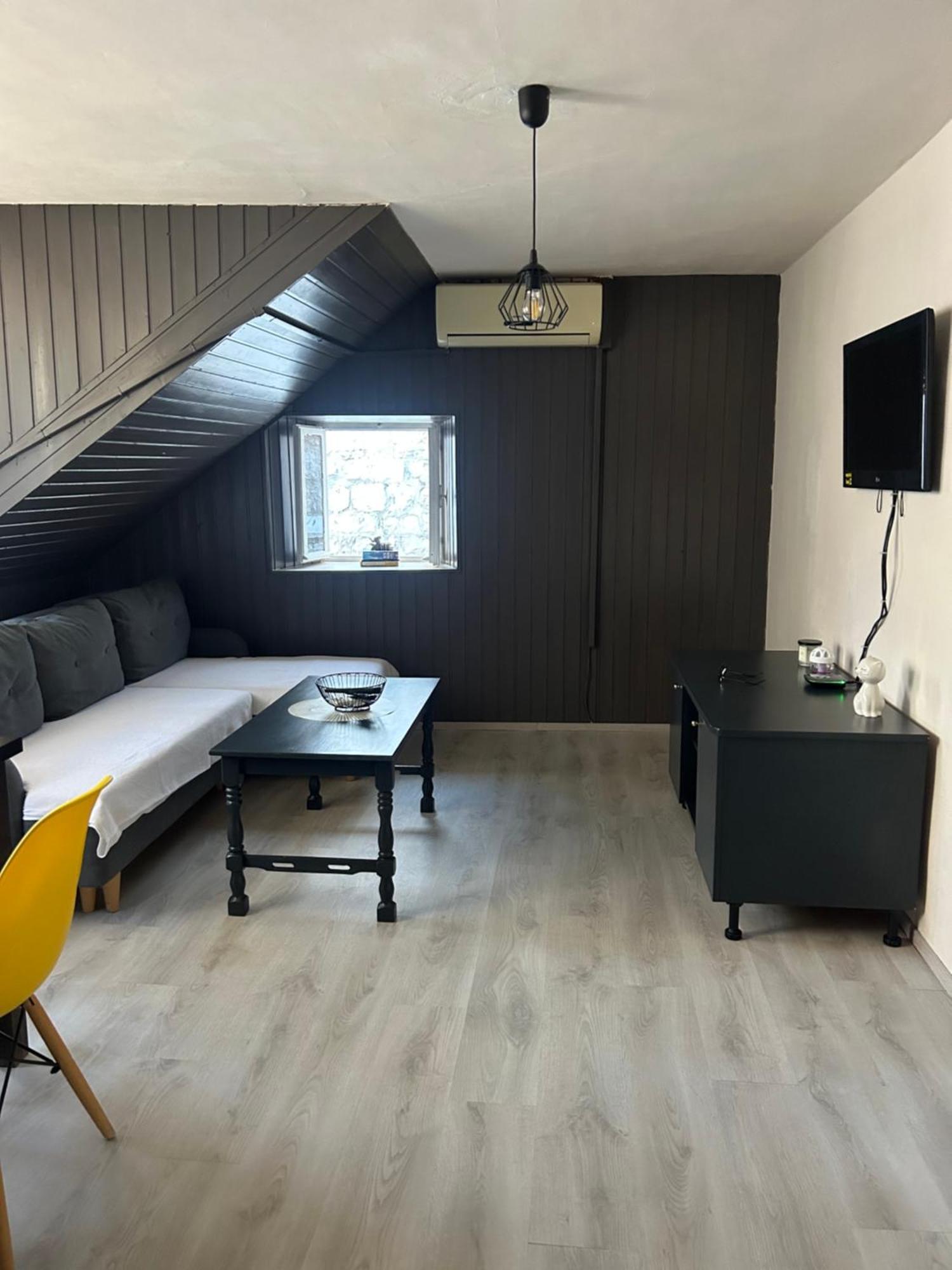 Largo Apartment In The Heart Of Diocletian Palace سبليت المظهر الخارجي الصورة